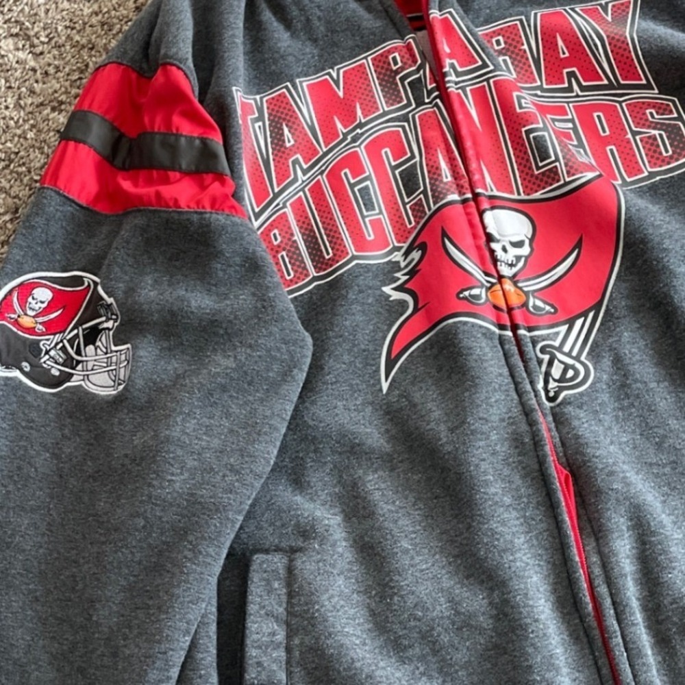 Reversible Tampa Bay Buccaneers NFL Hooded Jacket Full Zip Red Football Mens - Picture 10 of 12